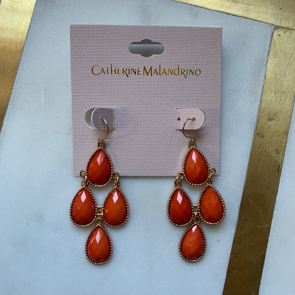 Earrings 13$